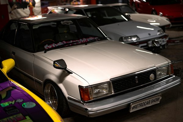 Sublimez votre style : le guide indispensable pour maîtriser les robes asymétriques lors de vos soirées de gala.